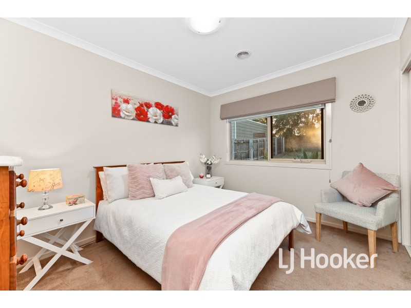 8 Paramu Court, Tooradin VIC 3980