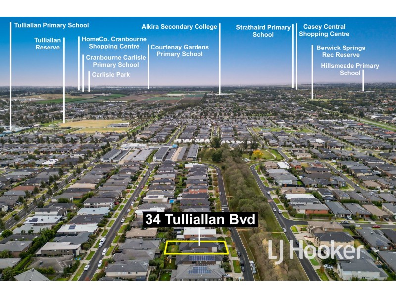 34 Tulliallan Boulevard, Cranbourne North VIC 3977