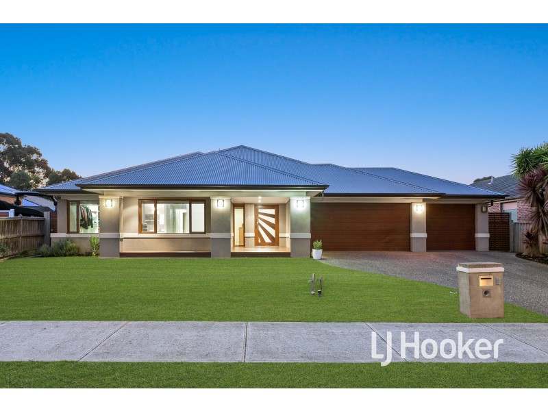 9 Duce Street, Cranbourne East VIC 3977