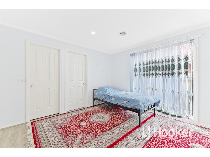 2 Isaac Court, Cranbourne West VIC 3977