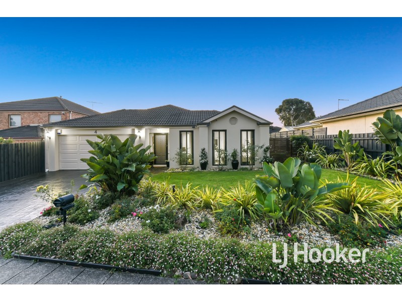 4 Eldershaw Drive, Lynbrook VIC 3975