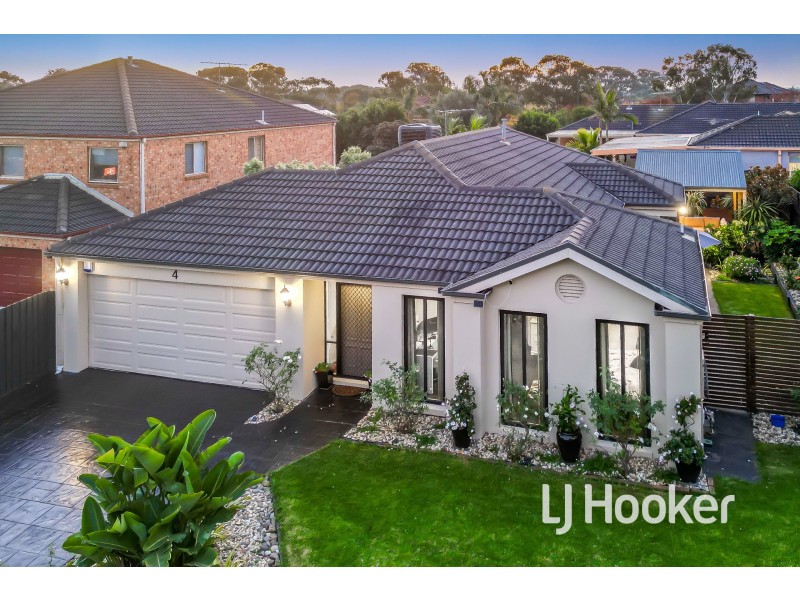 4 Eldershaw Drive, Lynbrook VIC 3975