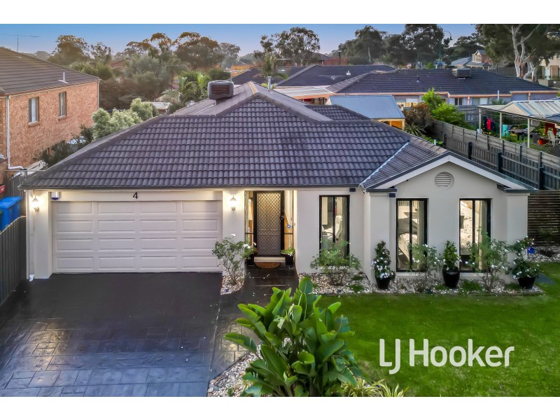 4 Eldershaw Drive, Lynbrook VIC 3975