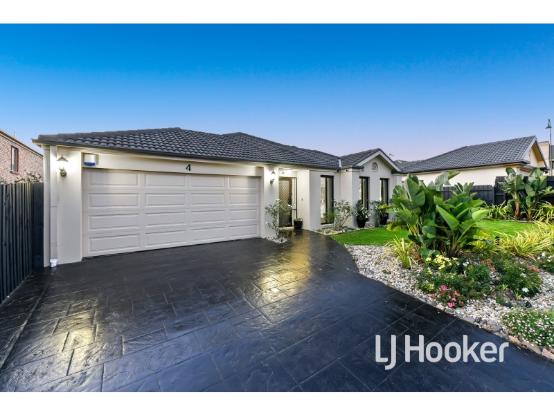 4 Eldershaw Drive, Lynbrook VIC 3975