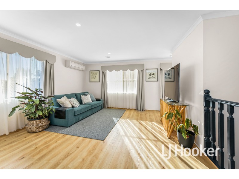47 Hutchinson Drive, Lynbrook VIC 3975