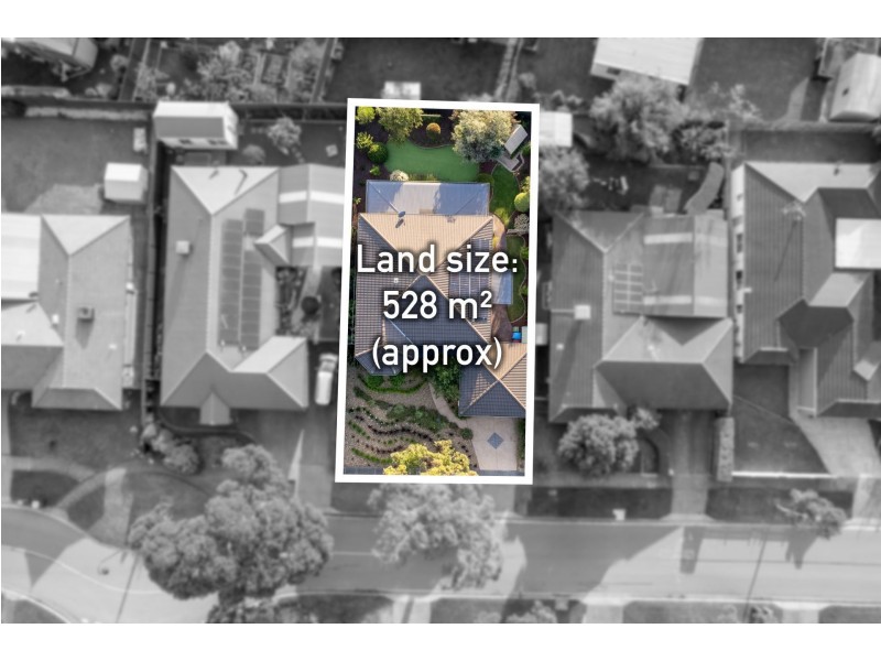 47 Hutchinson Drive, Lynbrook VIC 3975