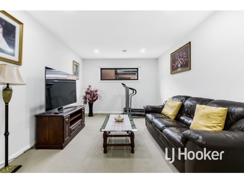 23 City Vista Circuit, Cranbourne West VIC 3977