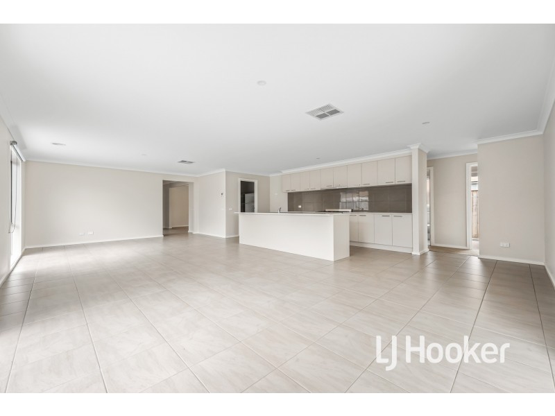 20 Rimple Way, Beaconsfield VIC 3807