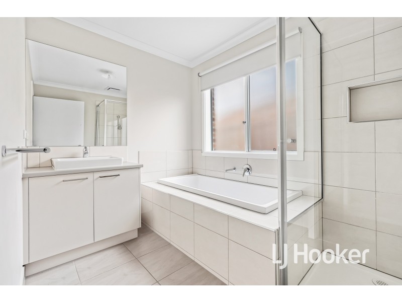 20 Rimple Way, Beaconsfield VIC 3807