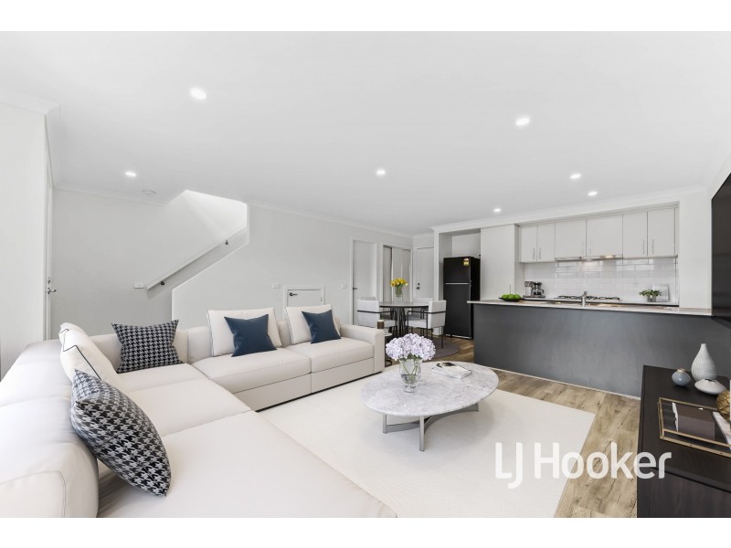 3 Daphne Walk, Clyde VIC 3978