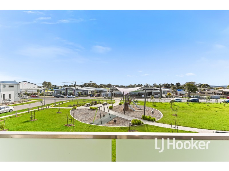 3 Daphne Walk, Clyde VIC 3978