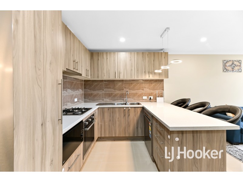 9 Hunt Way, Pakenham VIC 3810