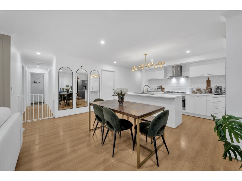 29 Walhallow Drive, Clyde North VIC 3978