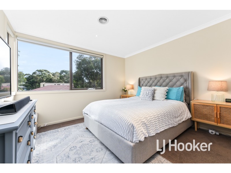 75 Fiorelli Boulevard, Cranbourne East VIC 3977