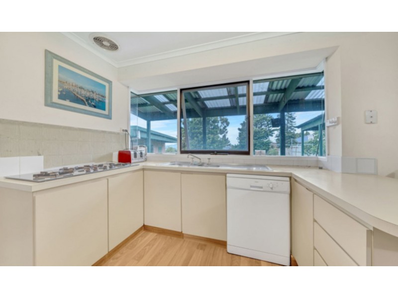 4 Dulnain Close, Hampton Park VIC 3976