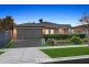 8 Robusta Avenue, Cranbourne VIC 3977