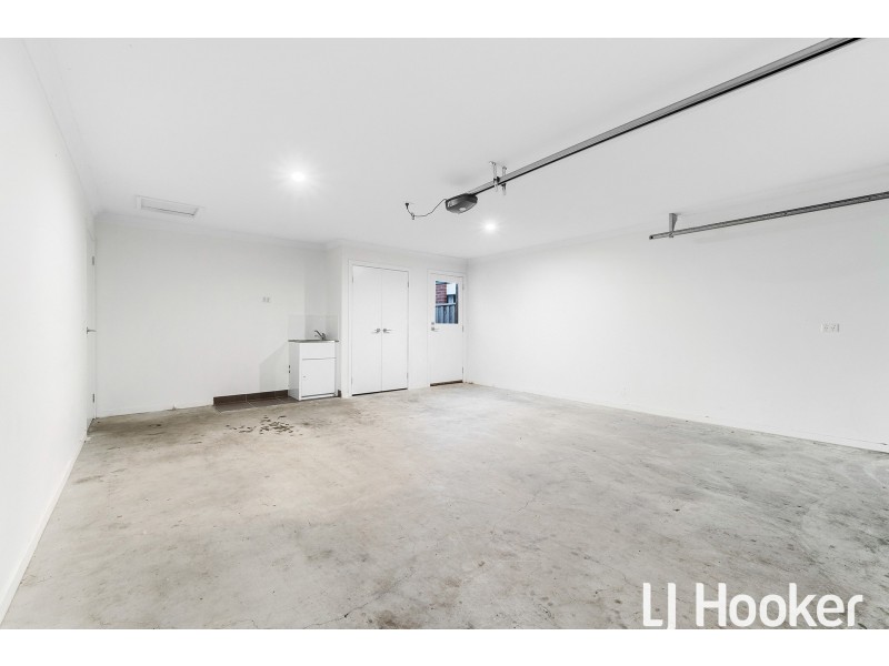 5 Redding Street, Cranbourne East VIC 3977