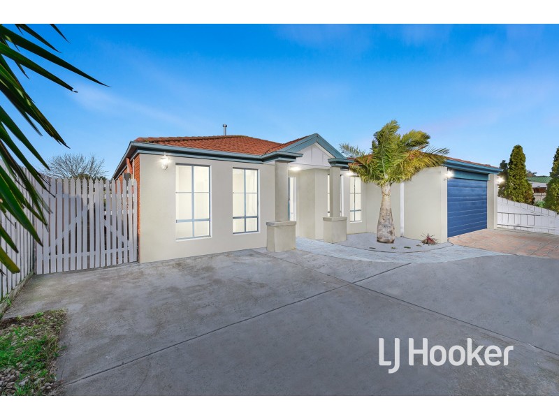 3 Mariner Close, Cranbourne North VIC 3977