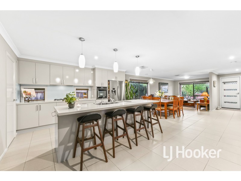 65 Telford Drive, Berwick VIC 3806