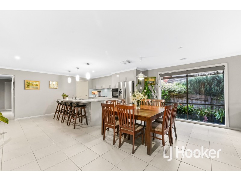65 Telford Drive, Berwick VIC 3806