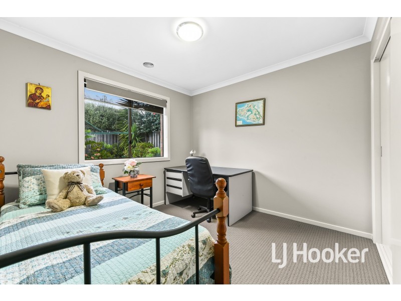 65 Telford Drive, Berwick VIC 3806