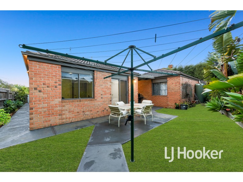 65 Telford Drive, Berwick VIC 3806