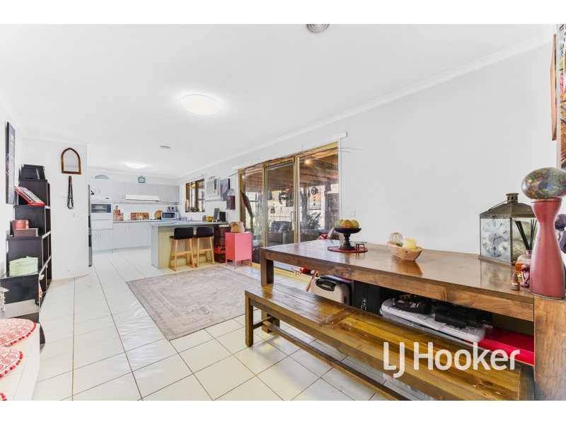 39 Herbert Road, Carrum Downs VIC 3201