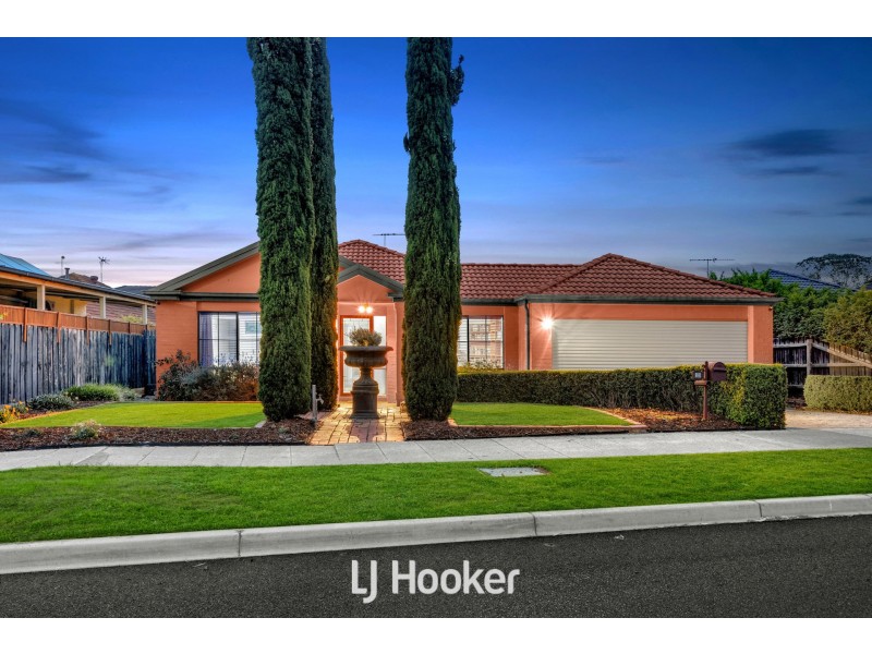 30 Eldershaw Drive, Lynbrook VIC 3975