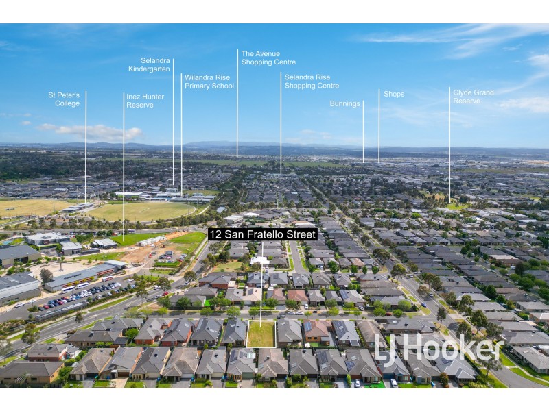 12 San Fratello Street, Clyde North VIC 3978