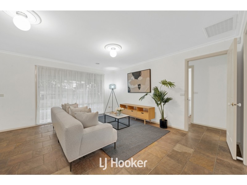 57 Toirram Crescent, Cranbourne VIC 3977