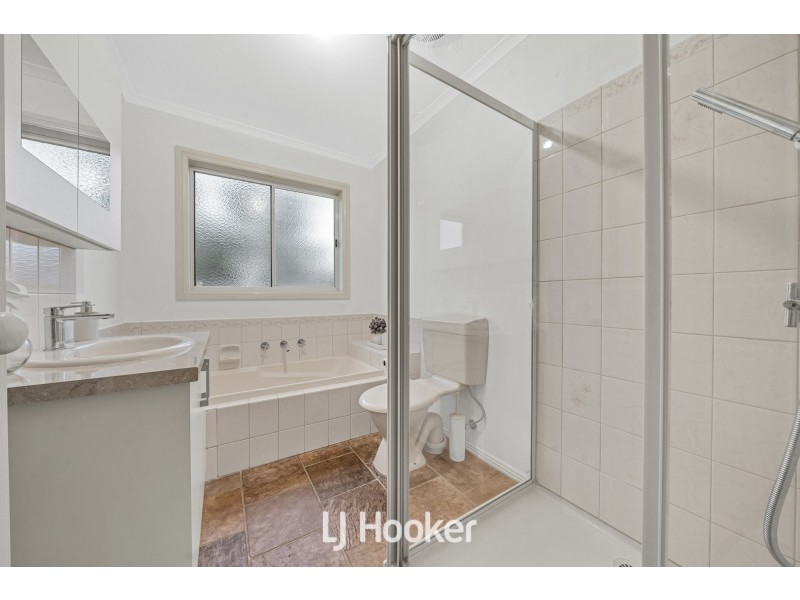 57 Toirram Crescent, Cranbourne VIC 3977