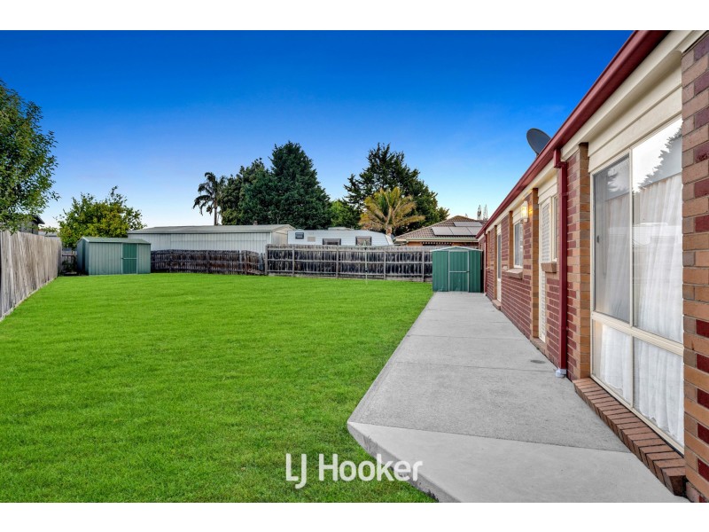 57 Toirram Crescent, Cranbourne VIC 3977