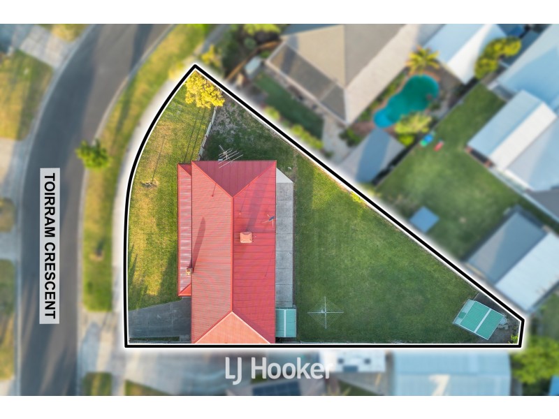 57 Toirram Crescent, Cranbourne VIC 3977