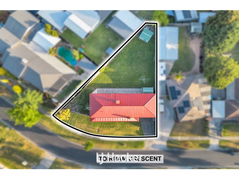 57 Toirram Crescent, Cranbourne VIC 3977