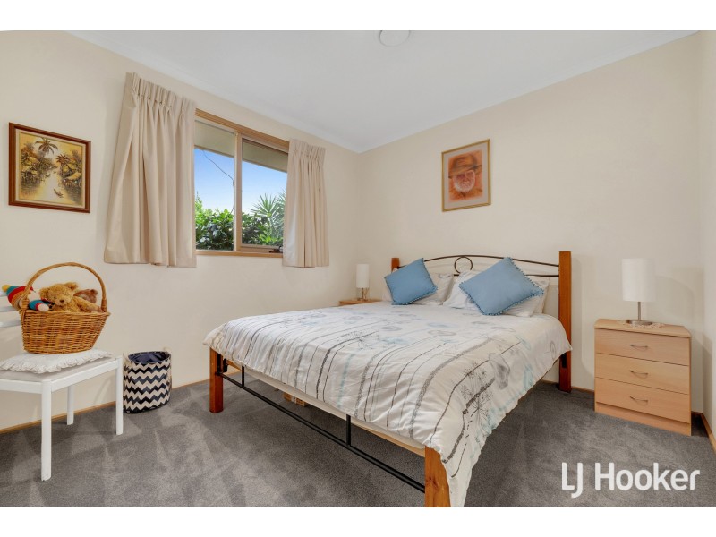 99 Waverley Park Drive, Cranbourne North VIC 3977