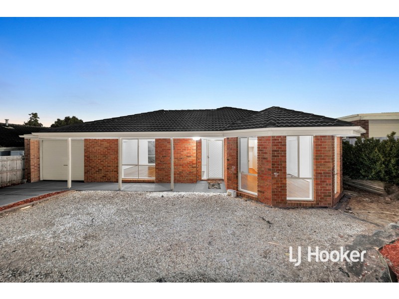 5 Chapman Street, Carrum Downs VIC 3201