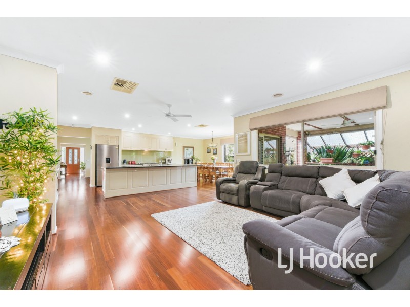 22 Balladonia Gum Circuit, Lyndhurst VIC 3975