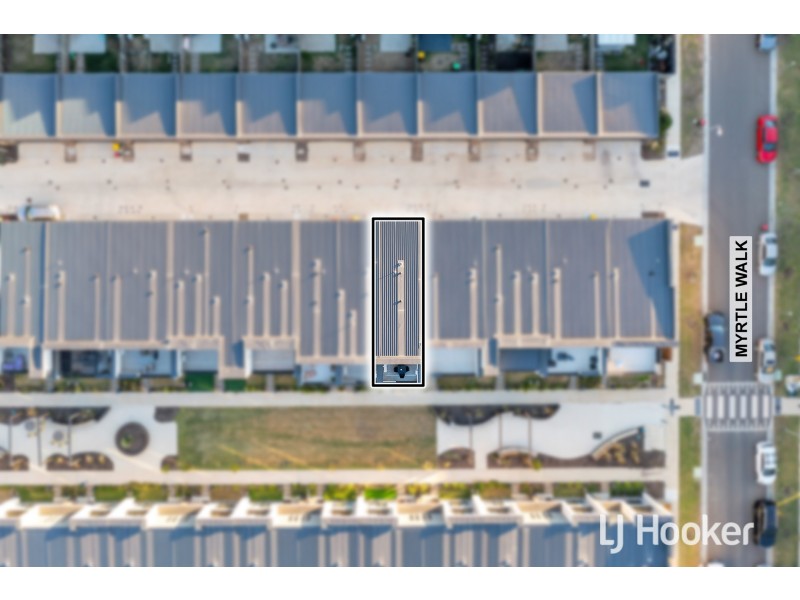 10 Myrtle Walk, Cranbourne West VIC 3977