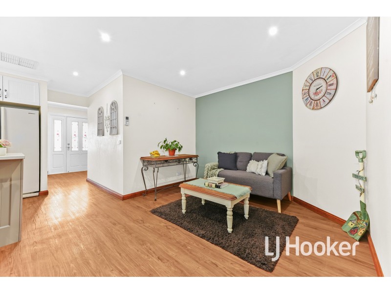 9 Millbank Place, Cranbourne VIC 3977
