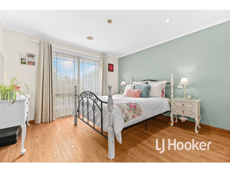 9 Millbank Place, Cranbourne VIC 3977