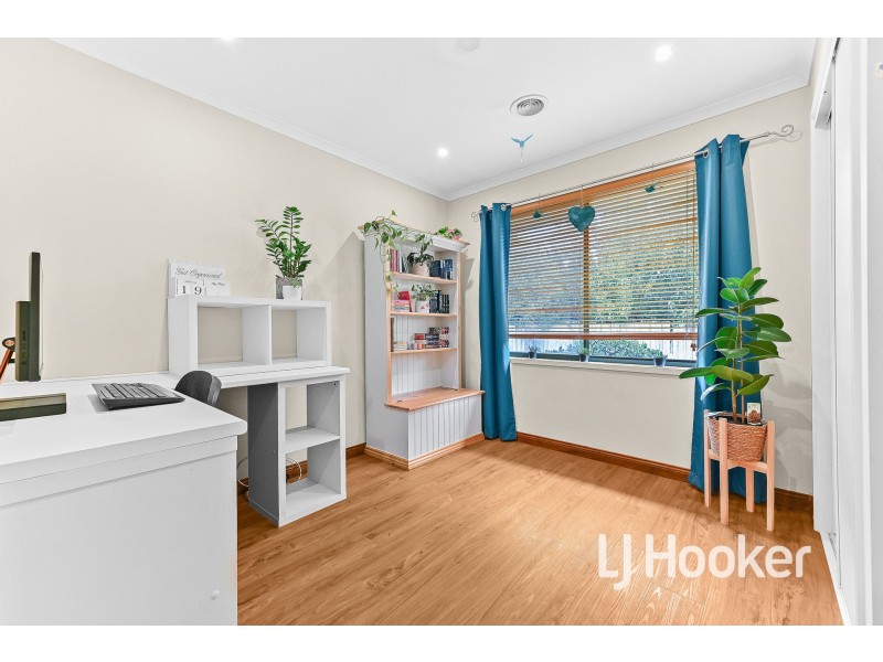 9 Millbank Place, Cranbourne VIC 3977