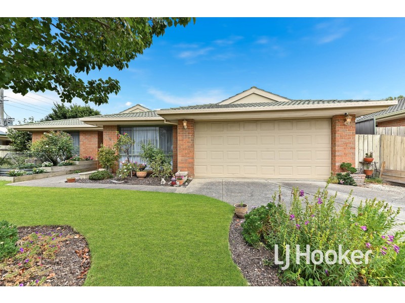 9 Millbank Place, Cranbourne VIC 3977