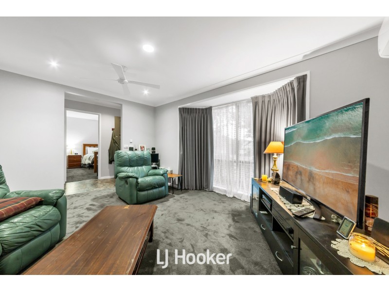 22 Allemby Drive, Cranbourne West VIC 3977