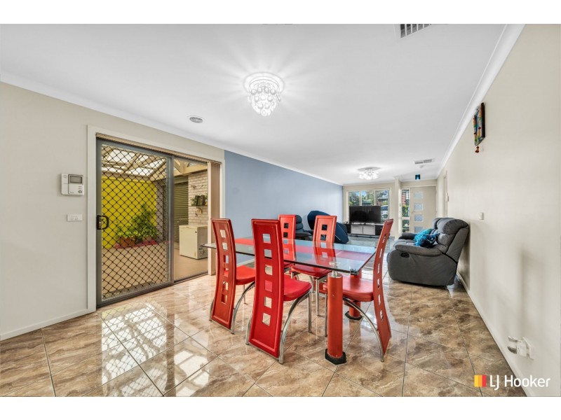 54 Herbert Road, Carrum Downs VIC 3201
