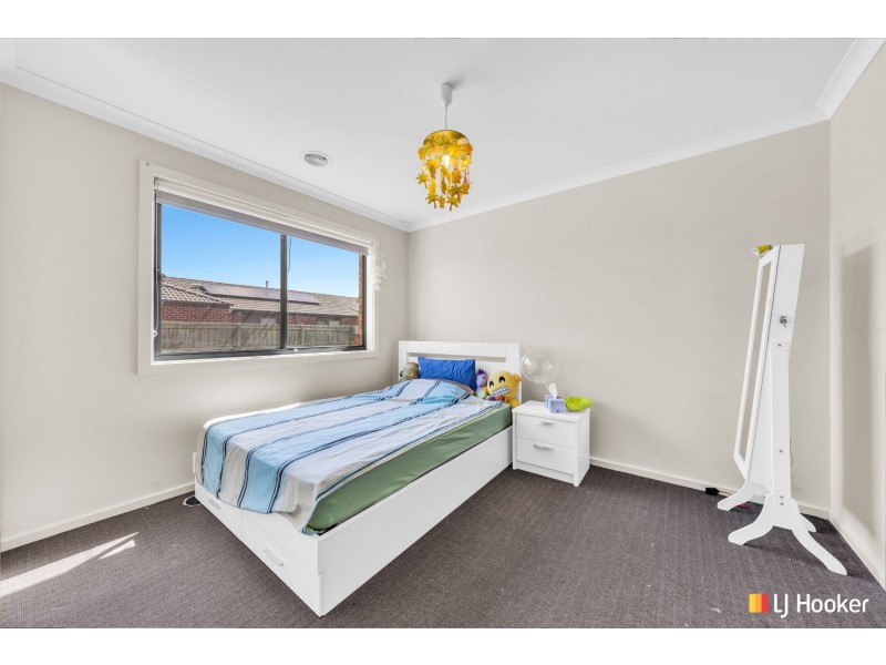 54 Herbert Road, Carrum Downs VIC 3201