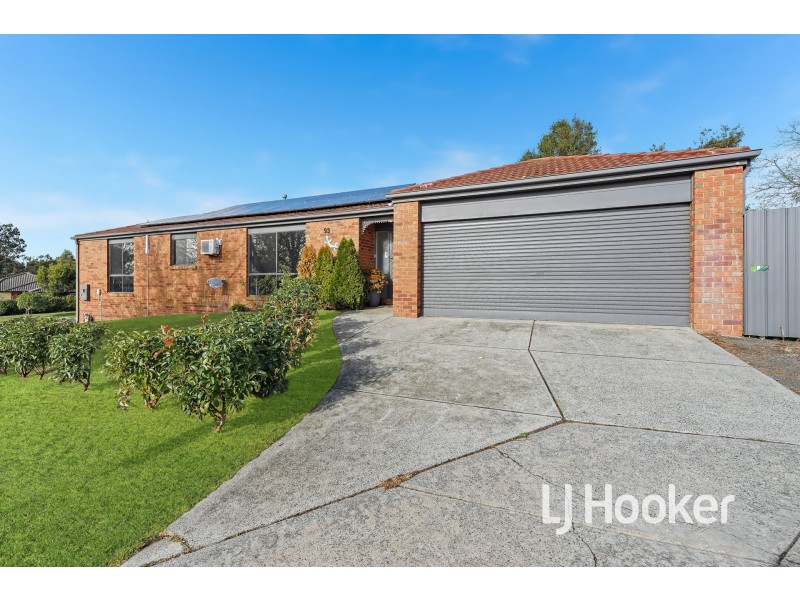 93 Earlsfield Drive, Berwick VIC 3806