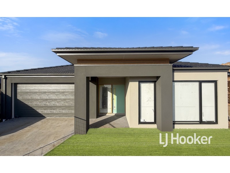 452 Dream Avenue, Cranbourne East VIC 3977