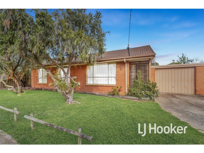 1/2 Barilla Court, Cranbourne VIC 3977