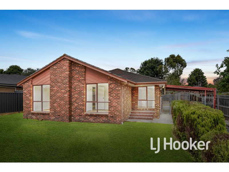 64 Shetland Street, Endeavour Hills VIC 3802