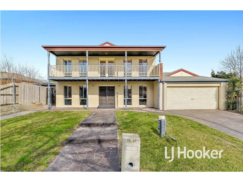 15-17 Domain Drive, Berwick VIC 3806